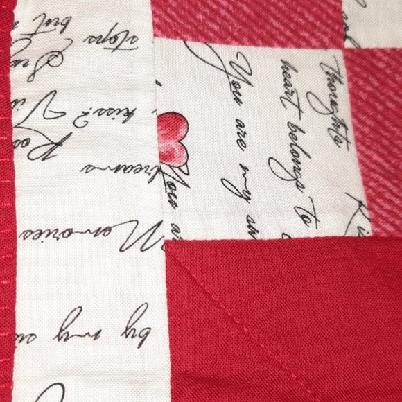 Vintage Handmade Patchwork Love Heart Red Quilt Blanket 26.5" X 26.5" - Picture 5 of 8